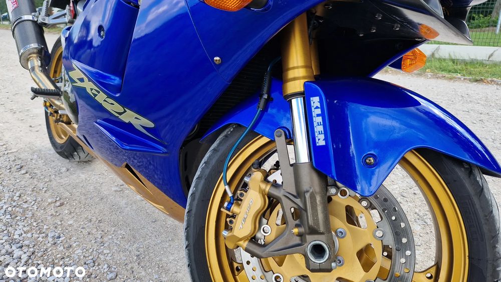Kawasaki ZX - 19