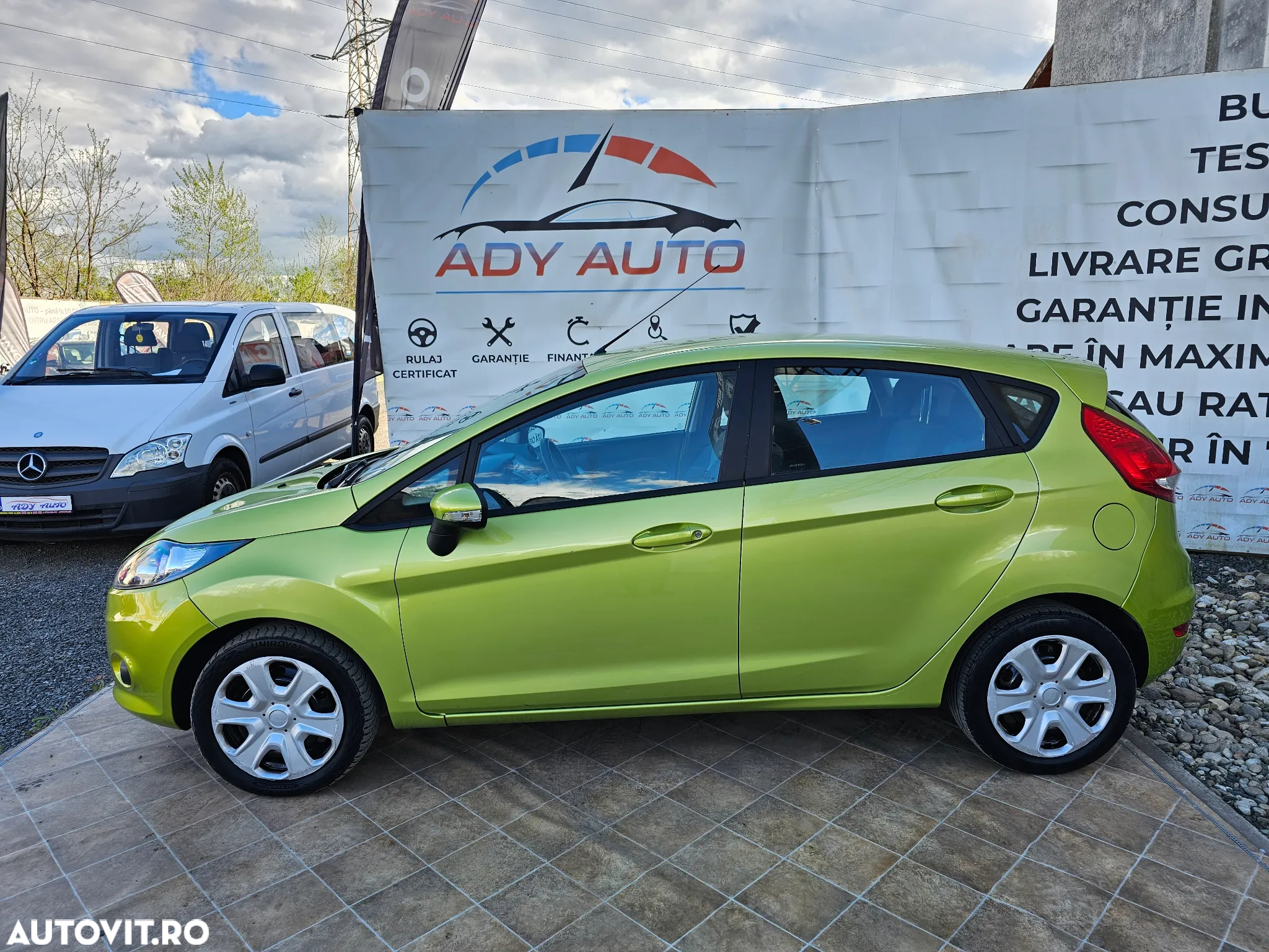Ford Fiesta 1.4 TDCI Ambiente - 14
