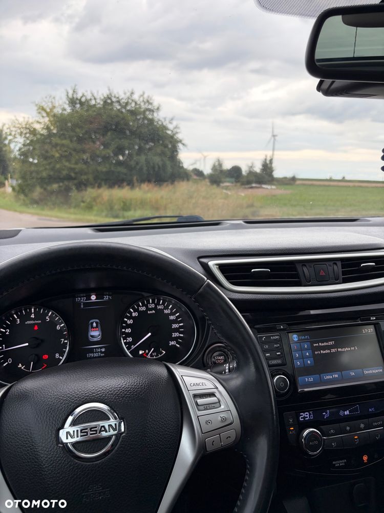 Nissan Qashqai - 10