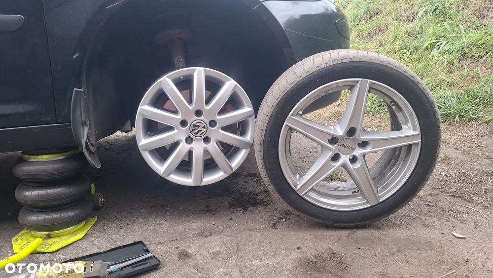 Volkswagen Touran 1.9 TDI - 40