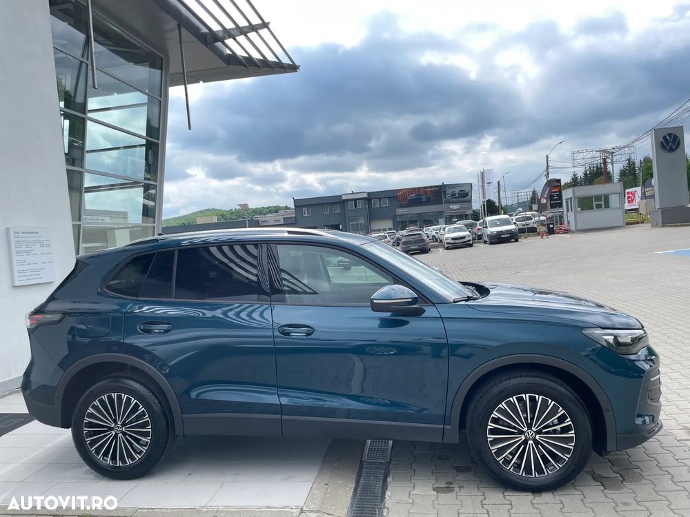Volkswagen Tiguan - 2
