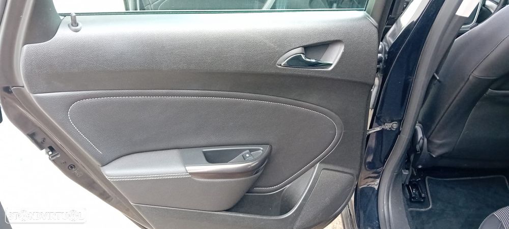 Opel Astra - 11