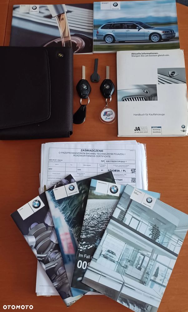 BMW Seria 3 320d Touring - 16