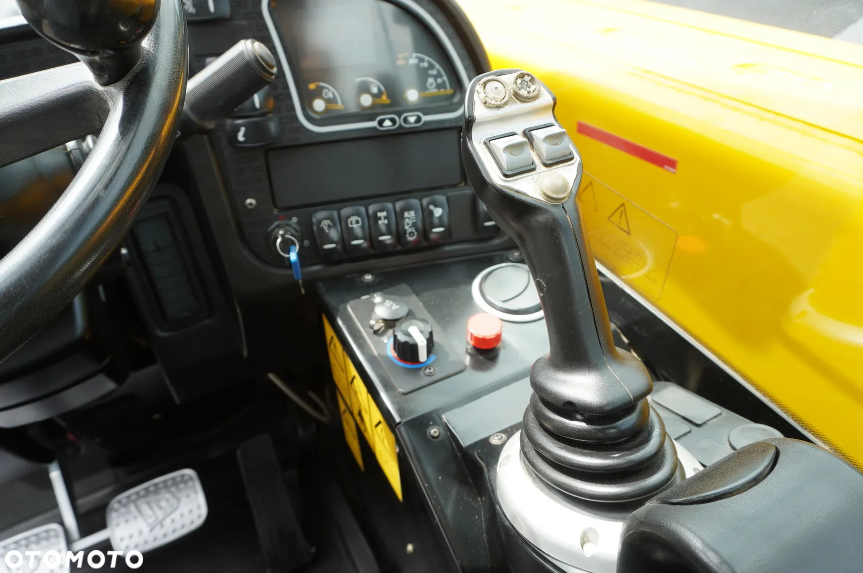 JCB 526-56 Agri Plus / 5,6 m wysięg / joystick - 18