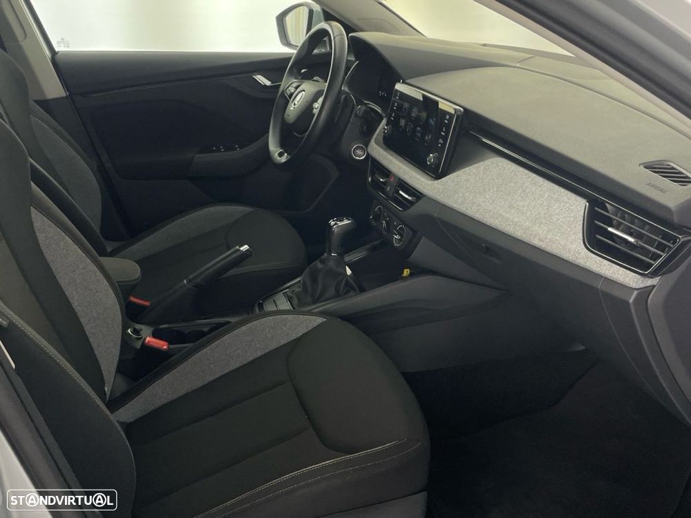 Skoda Scala 1.0 TSI DSG — fotografia 22