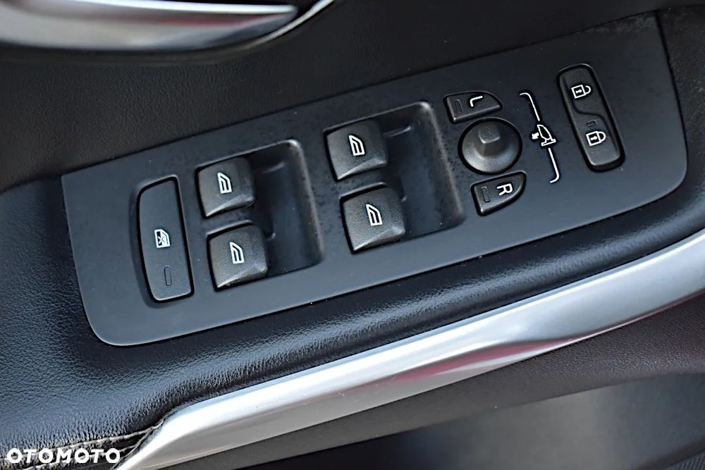 Volvo V40 D2 RDesign - 22