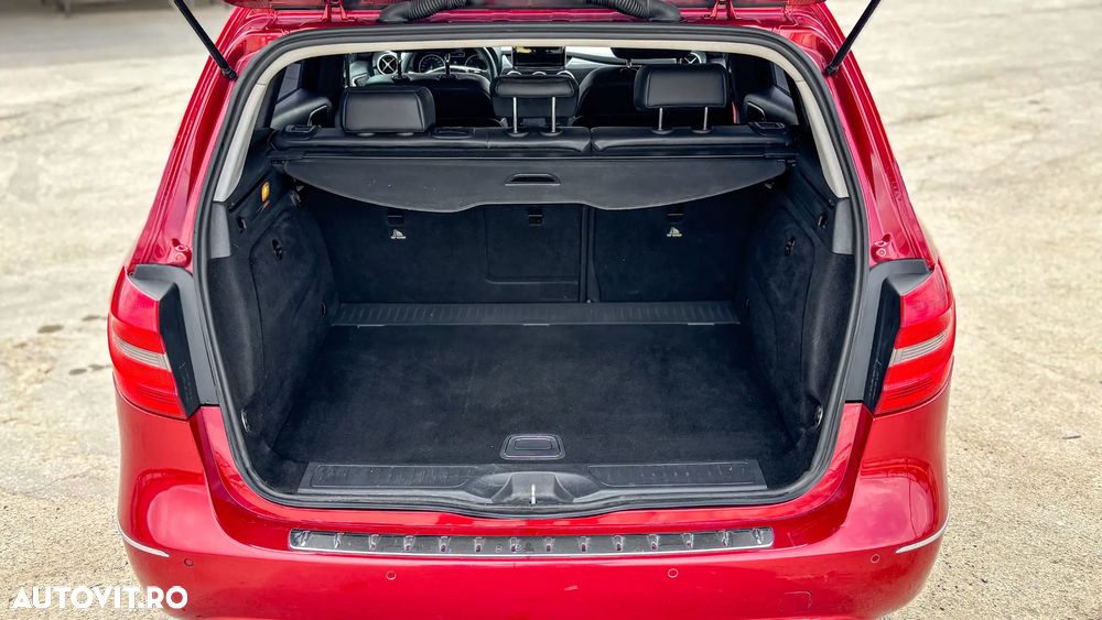 Mercedes-Benz B 180 - 5