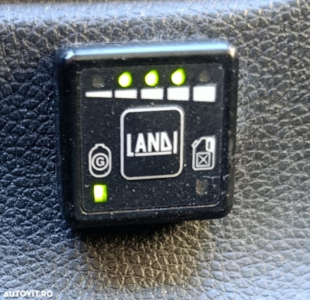 Skoda Octavia 1.6 Trend - 17