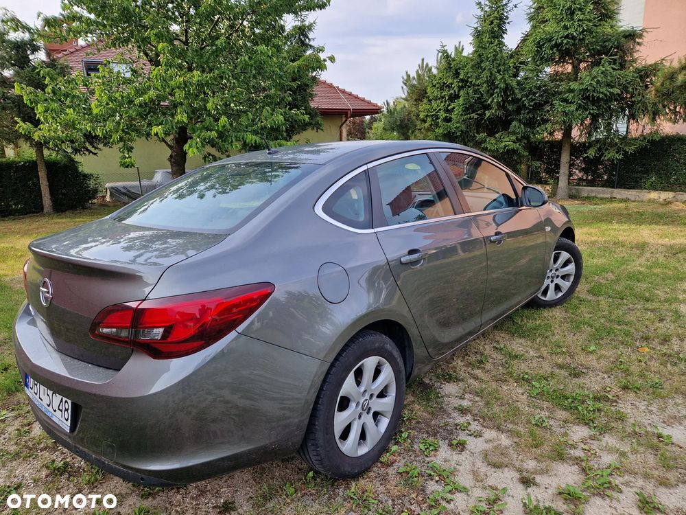Opel Astra 1.4 T Active - 2