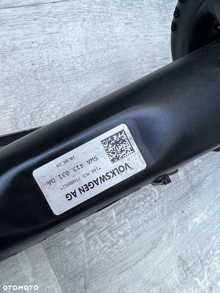AUDI A3 8Y ZAWIESZENIE PRZEDNIE PRAWE LEWE PRAWY LEWY PRZÓD KOMPLETNE ZWROTNICA MCPERSON AKTYWNY 24R 5WA407258A 5WA407257A 5WA413031DA 5WA615105CJ 5WA615106CK - 8