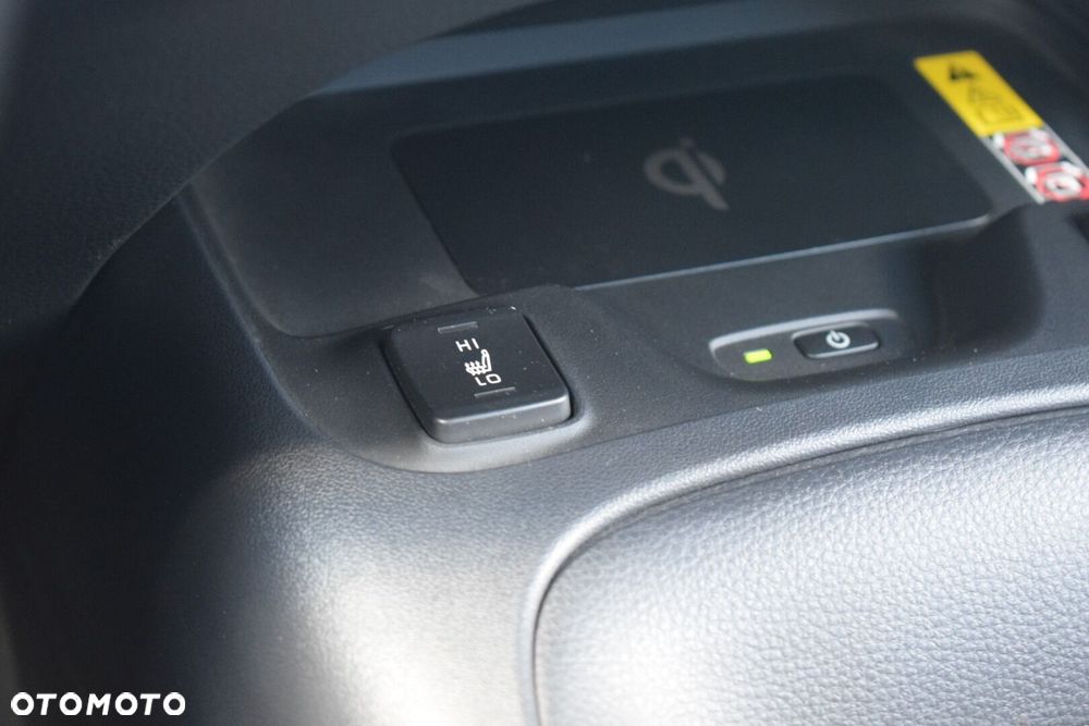 Toyota Corolla 1.8 Hybrid Comfort - 20
