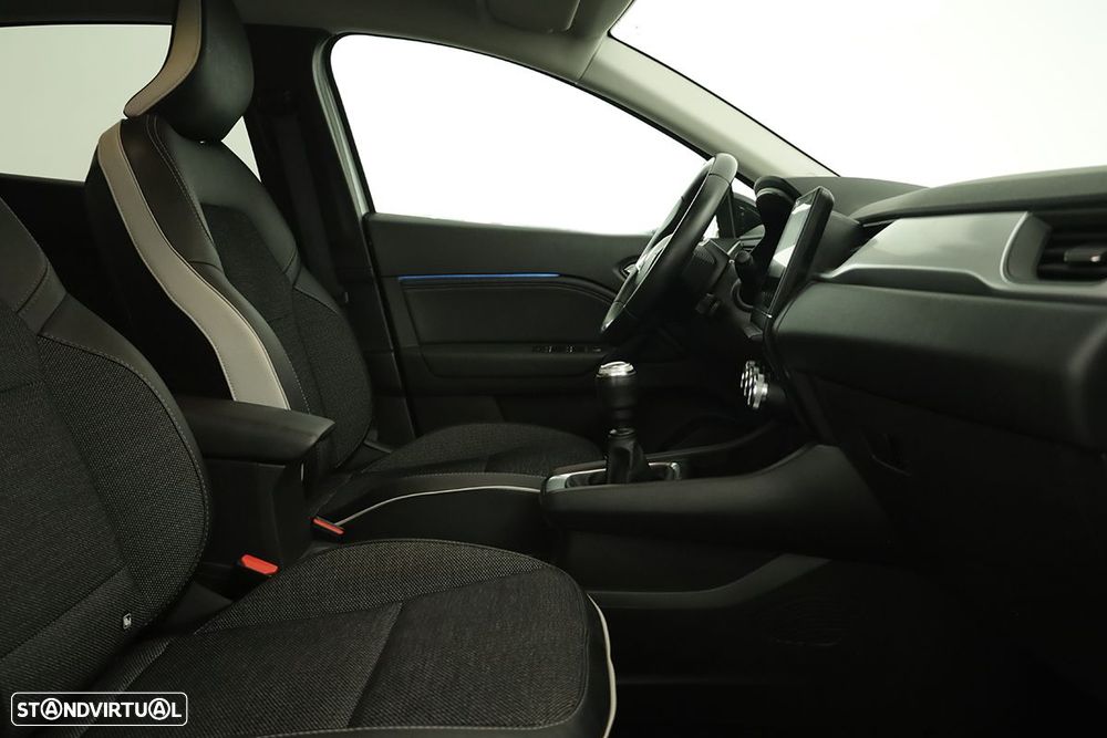 Renault Captur 1.0 TCe Techno Bi-Fuel - 23