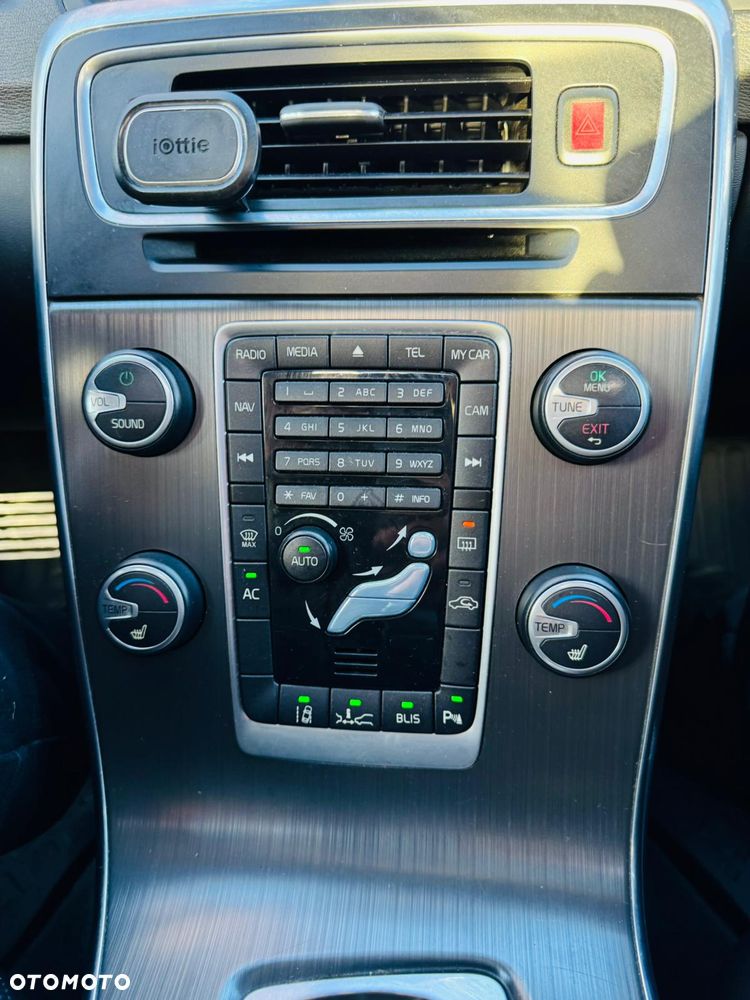 Volvo S60 D3 Geartronic Summum - 13