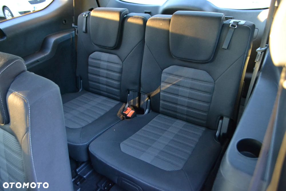 Ford Galaxy - 21
