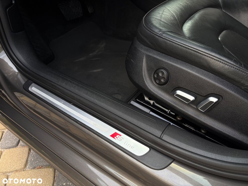 Audi A4 Limousine 2.0 TDI DPF multitronic S line Sportpaket - 18