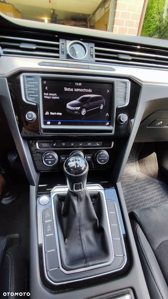 Volkswagen Passat 2.0 TDI SCR Highline - 31