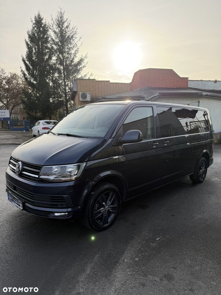 Volkswagen Caravelle - 1