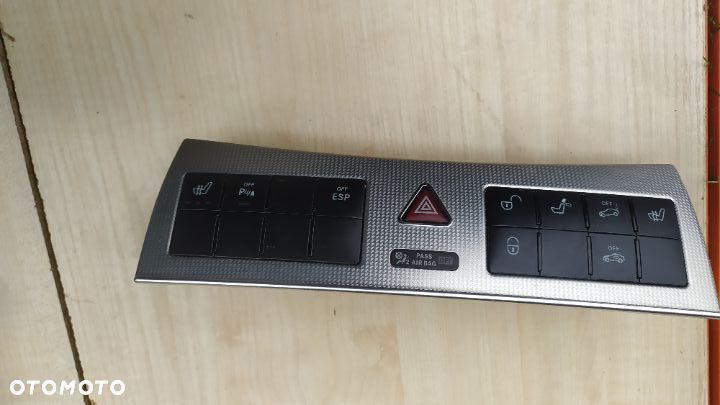 MERCEDES CLK 209 C 203 G 463 panel świateł awaryjnych dekor lift - 7