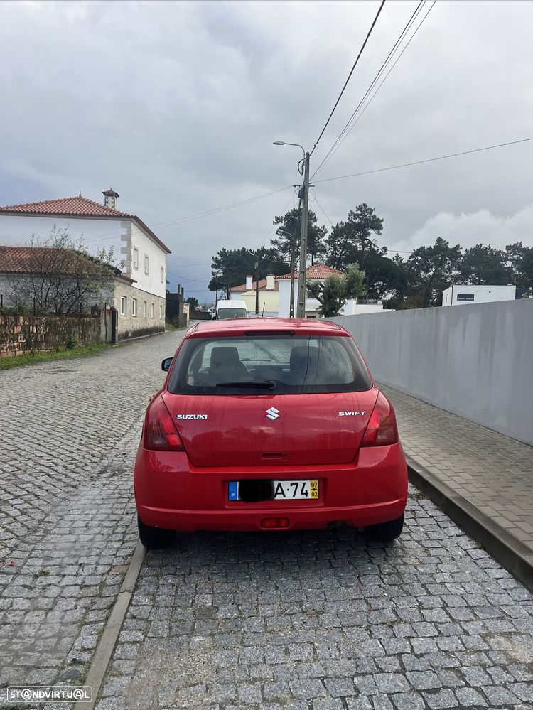 Suzuki Swift 1.3 16V GA - 3