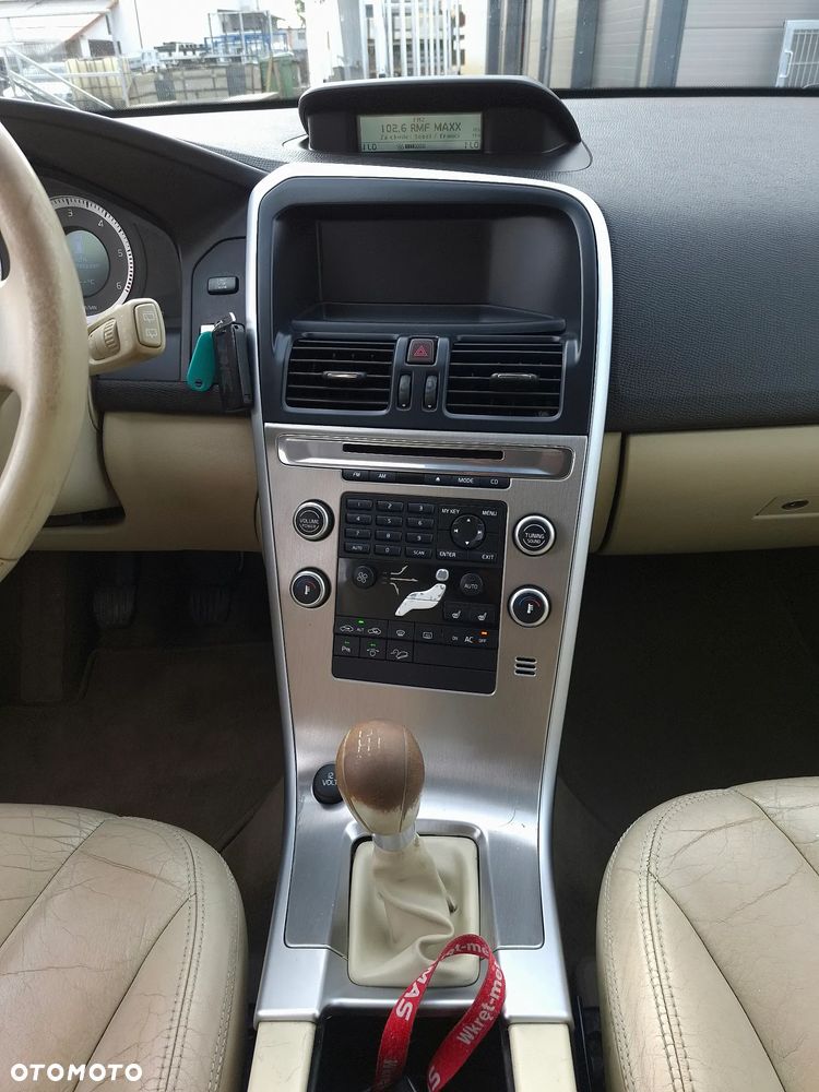 Volvo XC 60 2.4D AWD Summum - 16
