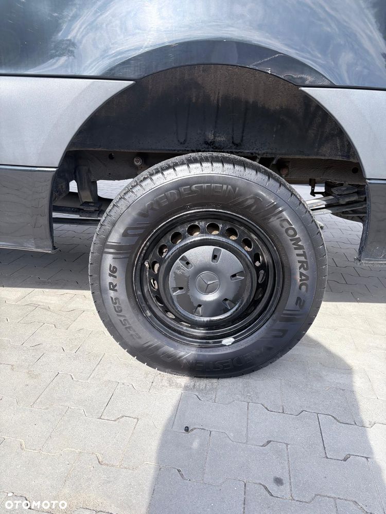 Mercedes-Benz Sprinter - 18