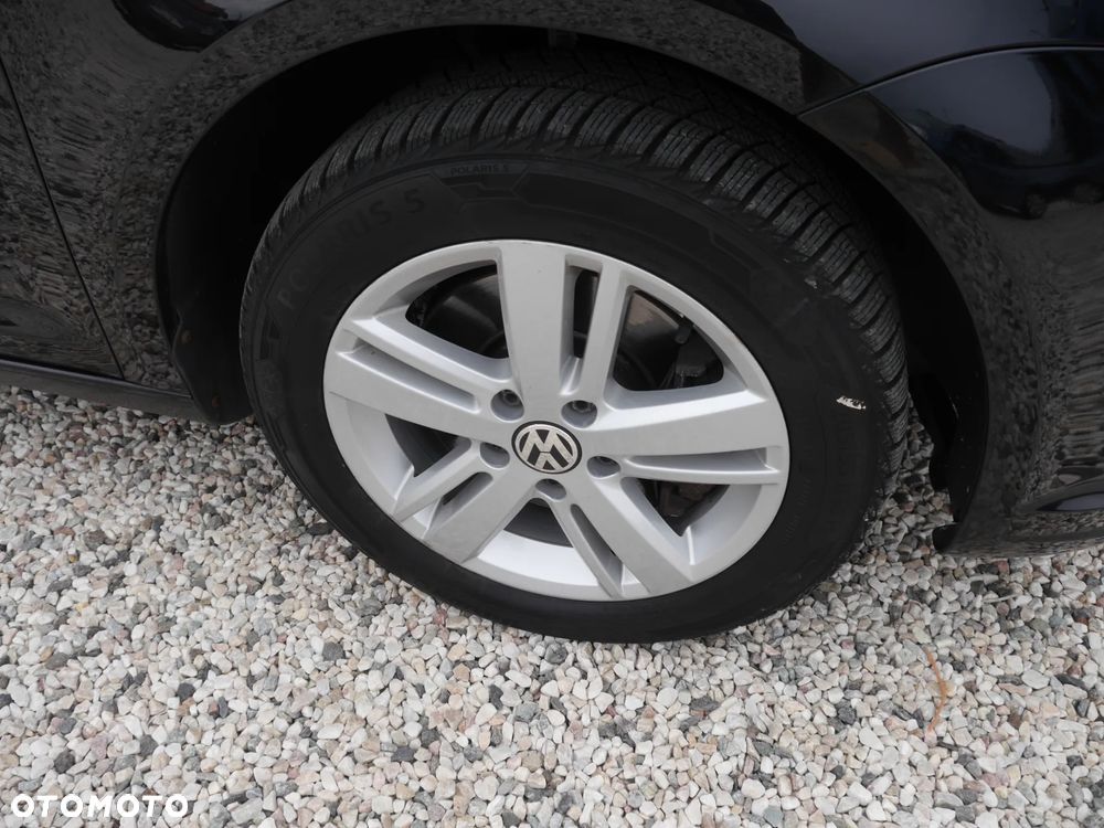 Volkswagen Touran 2.0 TDI DPF BlueMotion Technology MATCH - 22