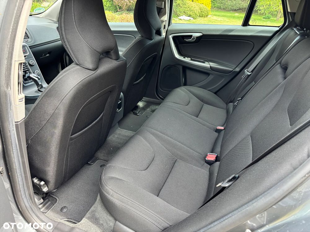 Volvo V60 D3 Geartronic Linje Business - 19