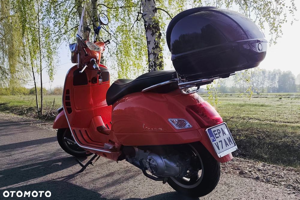 Vespa GTS - 3