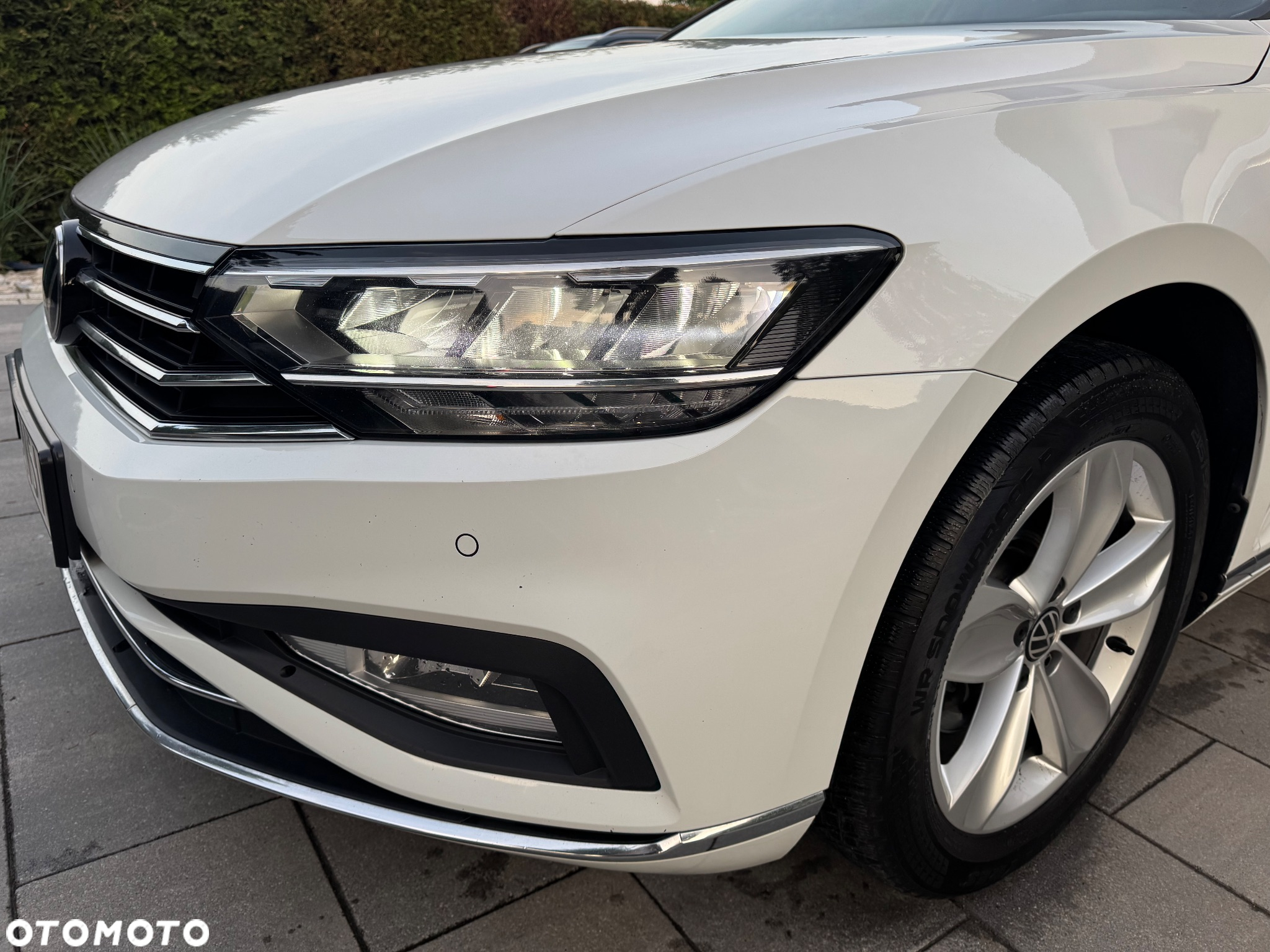 Volkswagen Passat 2.0 TSI Elegance DSG - 9
