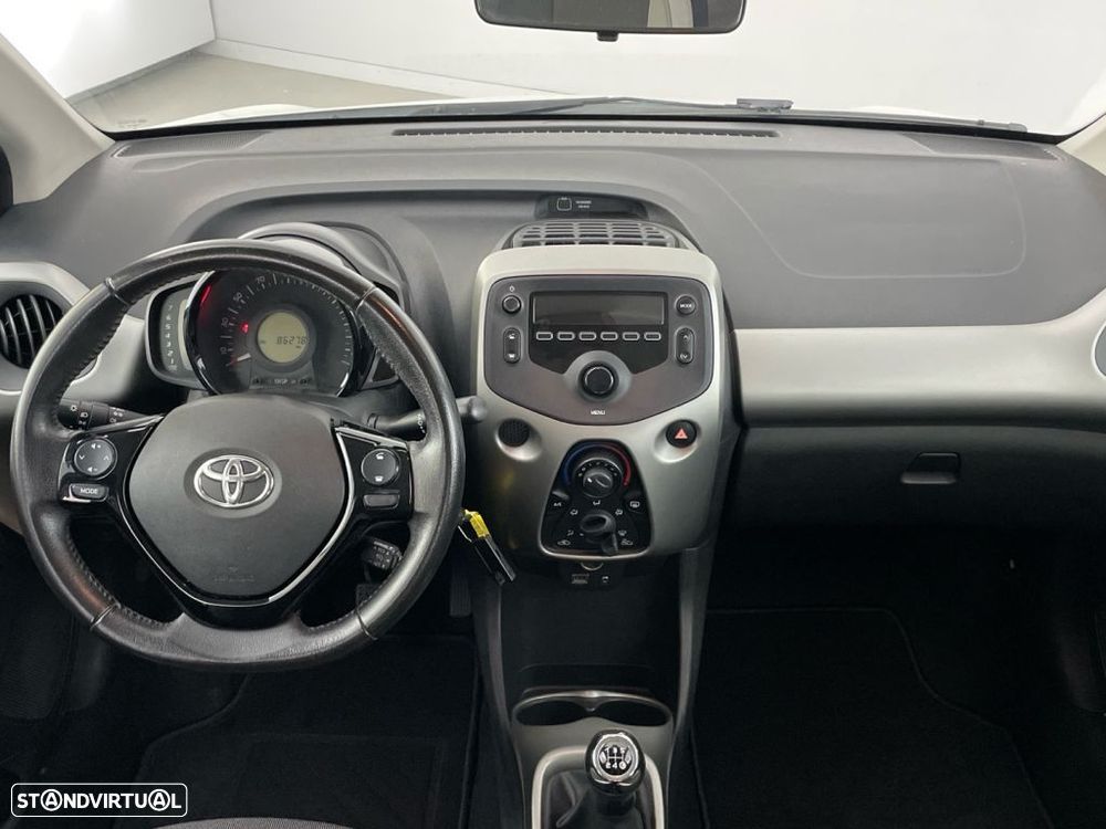 Toyota Aygo 1.0 X-Play+AC - 10