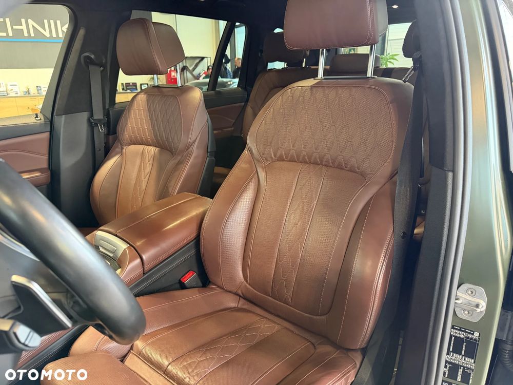BMW X7 - 13