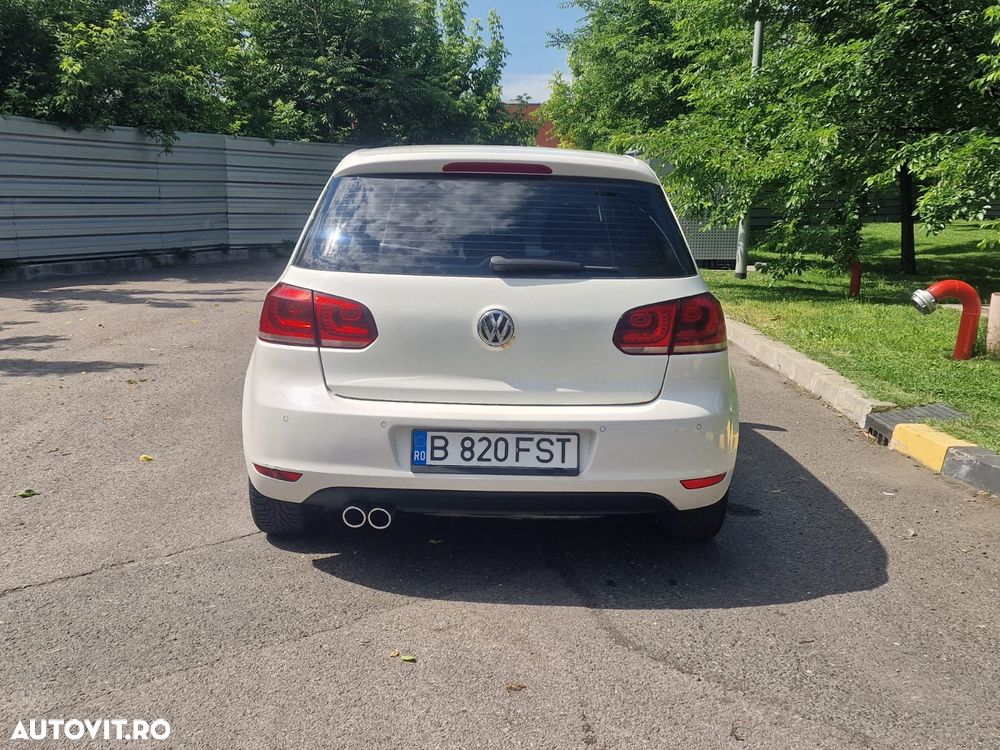 Volkswagen Golf 2.0 TDI Highline - 5
