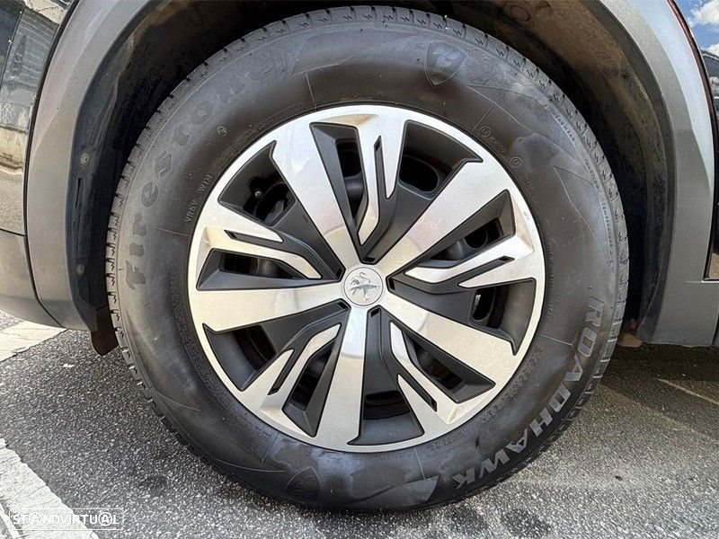 Peugeot 2008 1.2 PureTech Active Pack - 12