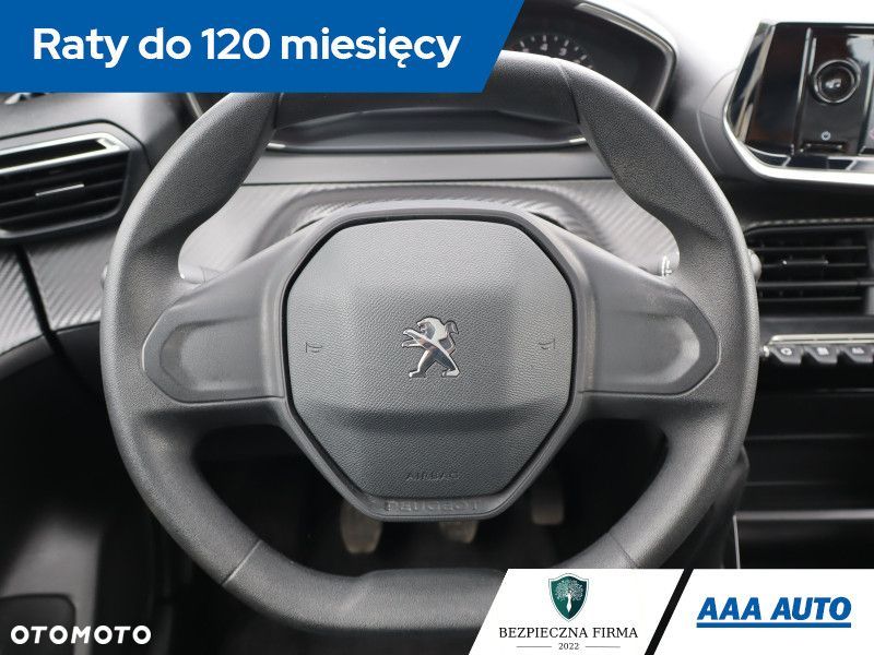 Peugeot 208 - 16