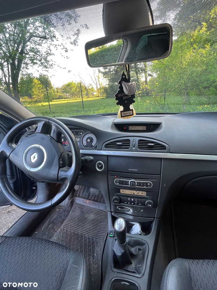 Renault Laguna 2.0 Authentique - 19