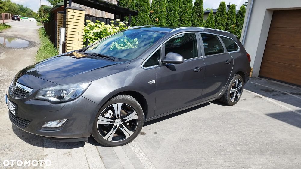 Opel Astra 1.4 T Cosmo - 12