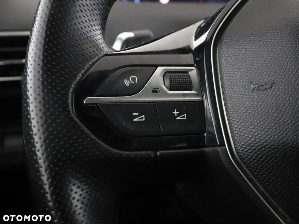 Peugeot 3008 2.0 BlueHDi GT S&S EAT8 - 33