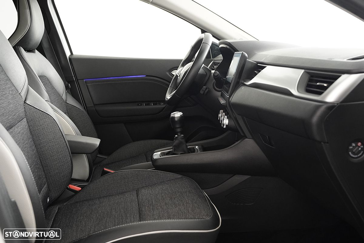 Renault Captur 1.0 TCe Techno Bi-Fuel - 23