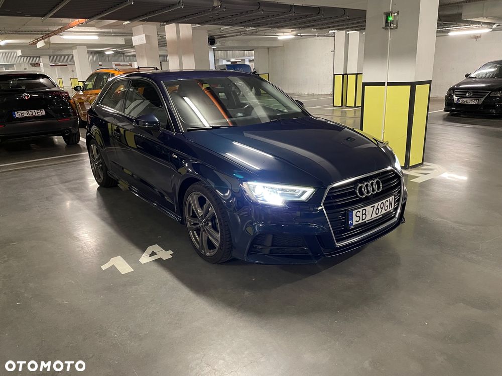 Audi A3 Sportback 1.6 FSI S line Sportpaket plus - 2