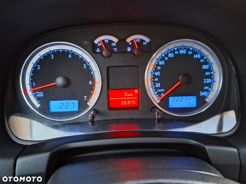 Volkswagen Golf - 29