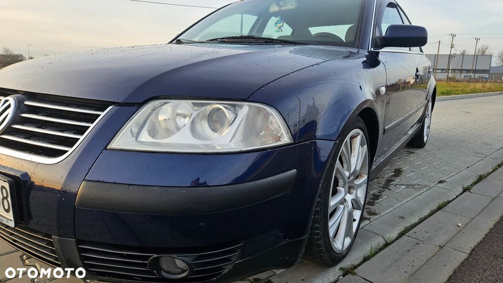 Volkswagen Passat 1.8T Basis - 5