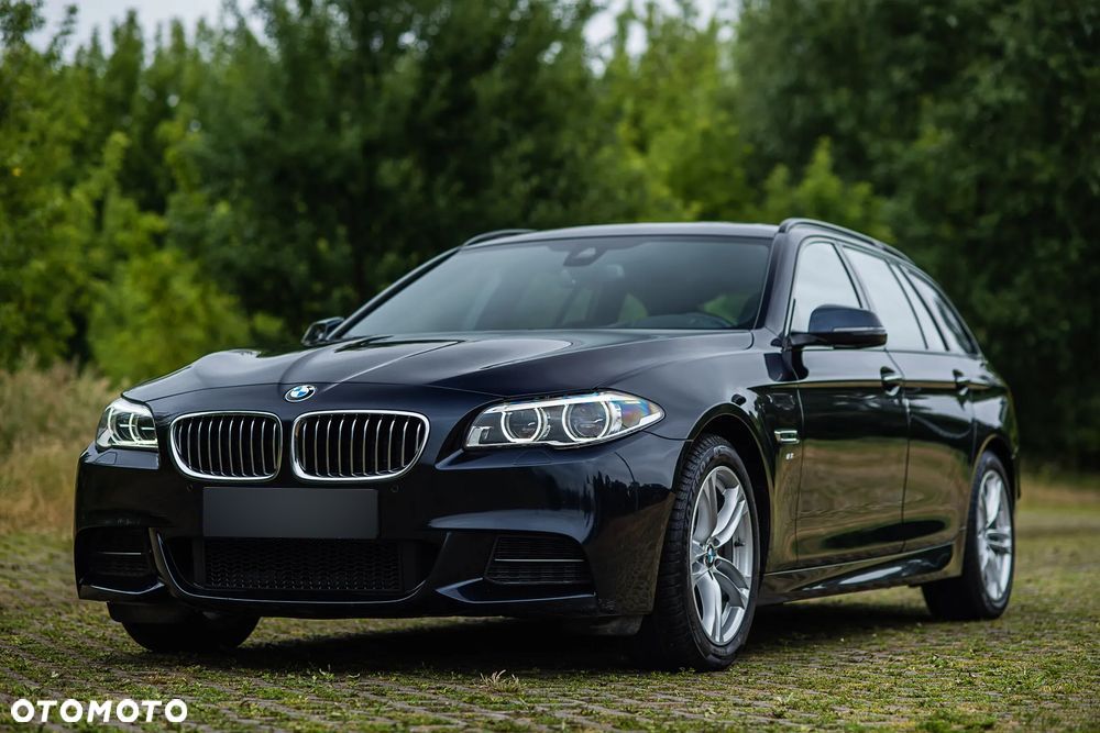 BMW Seria 5 525d xDrive - 2