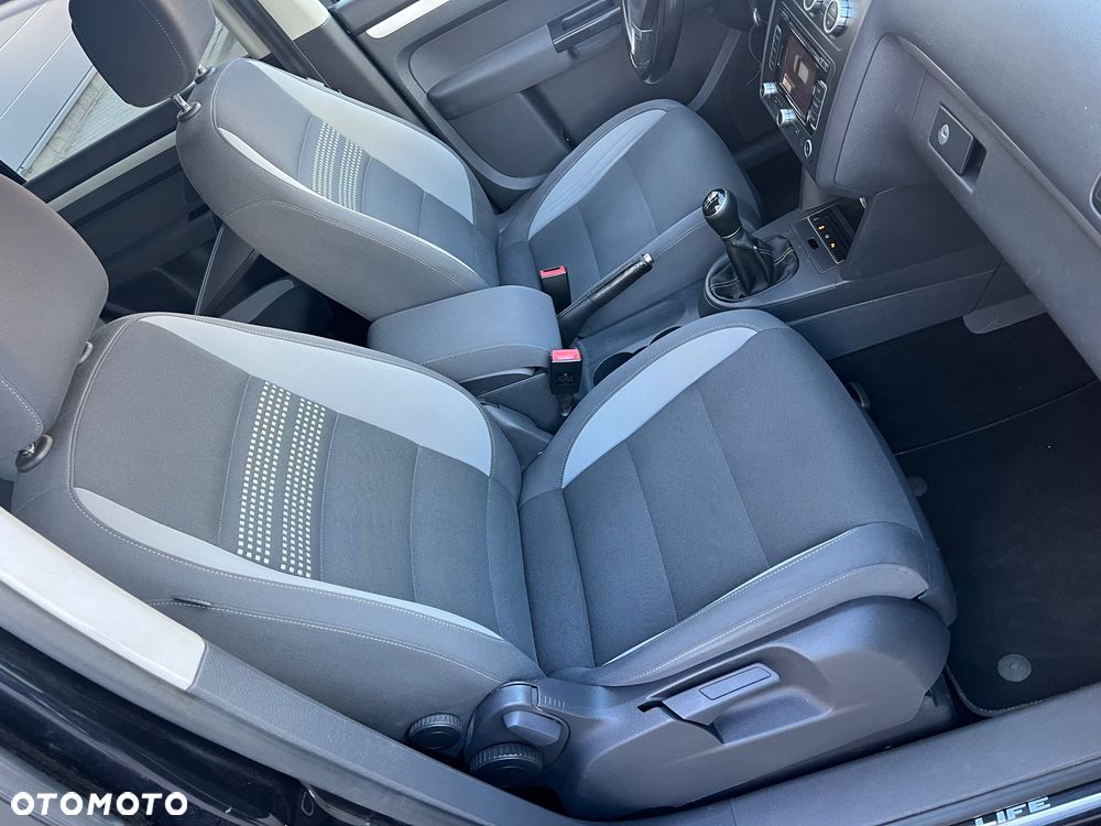 Volkswagen Touran 2.0 TDI DPF Life - 19