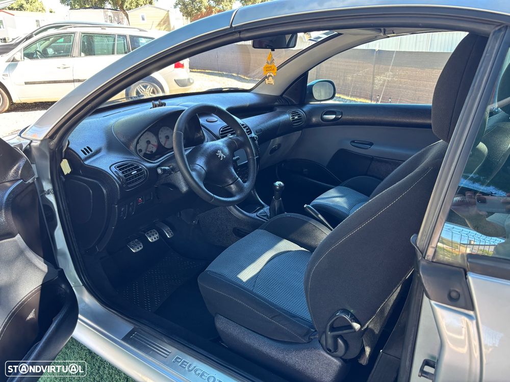 Peugeot 206 CC 1.6 - 15
