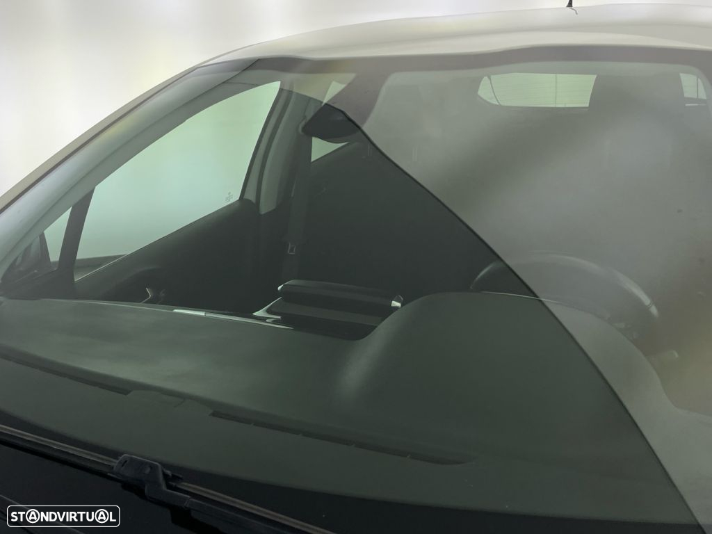 Peugeot 208 1.2 PureTech Style - 21