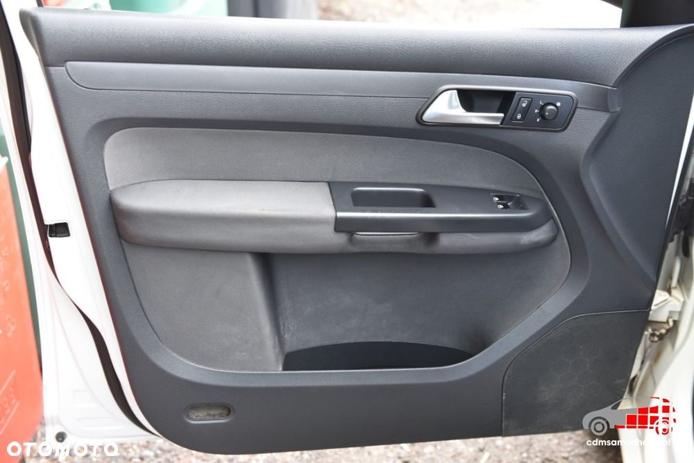 Volkswagen Caddy - 13