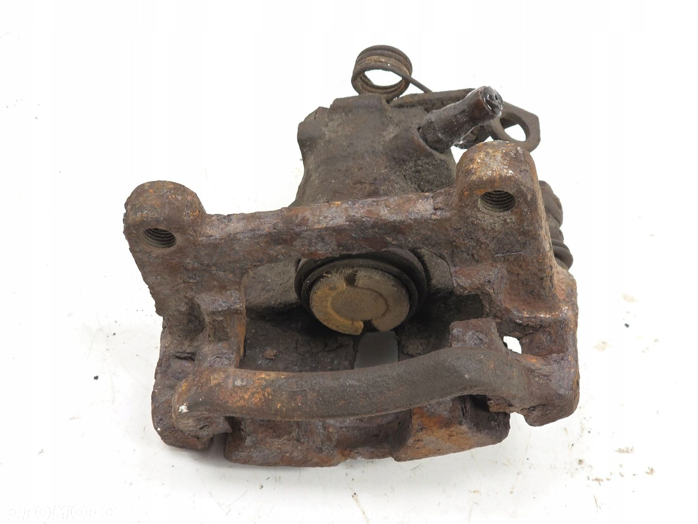 VW T4 96-03 ZACISK HAMULCOWY PRAWY TYŁ  JARZMO TYLNY KOMPLET 3A - 3