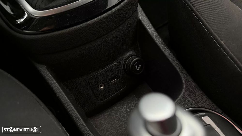 Ford Fiesta 1.0 EcoBoost Business - 19