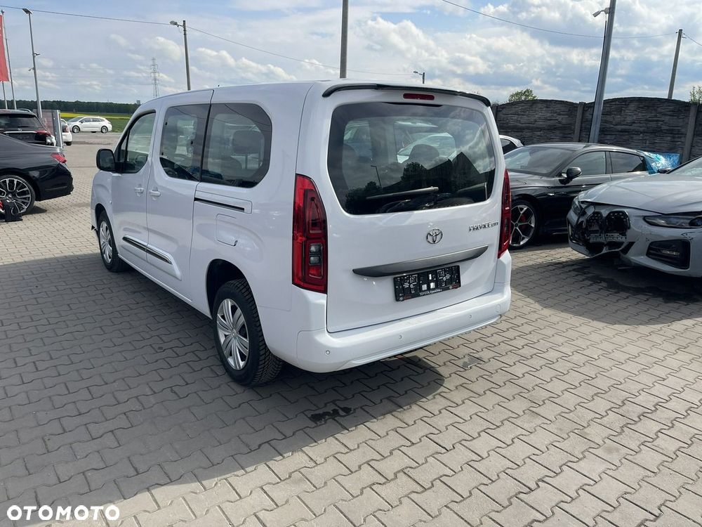 Toyota Proace City Verso 1.5 D-4D L2 Teamplayer 7-Sitzer - 4