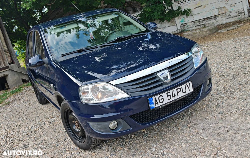 DACIA Logan 2011